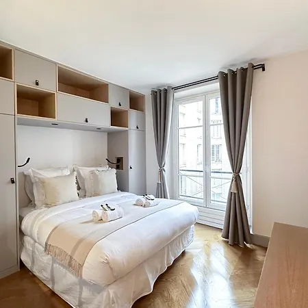 Luxembourg Gardens Prestige Flat For 8 Lift 4 Br Paris