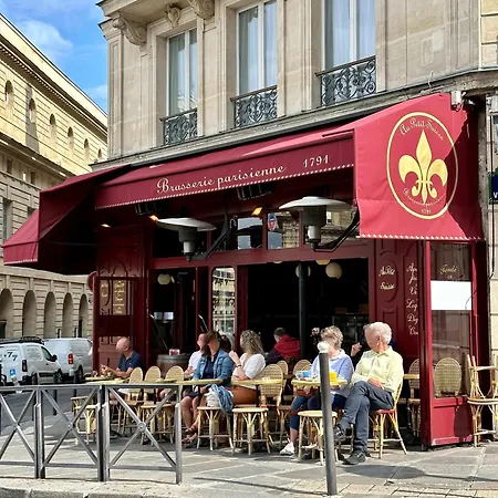 Luxembourg Gardens Prestige Flat For 8 Lift 4 Br Apartment